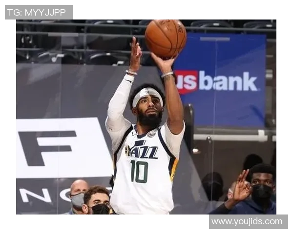 米切尔上演火力秀，第三节独砍14分，三节贡献26分7篮板4助攻