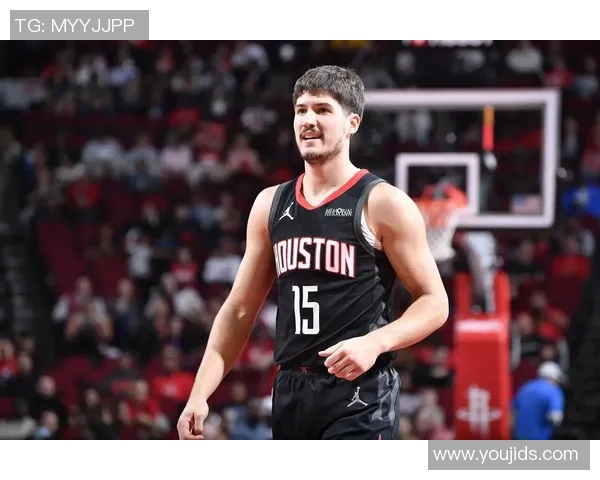 火箭背靠背主场迎战快船，主控复出首发调整，谢泼德重回替补线